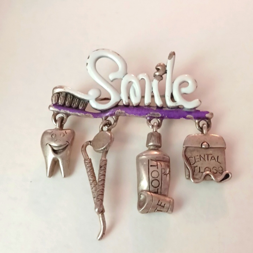 Danecraft Dental Hygienist brooch pin vintage silver tone